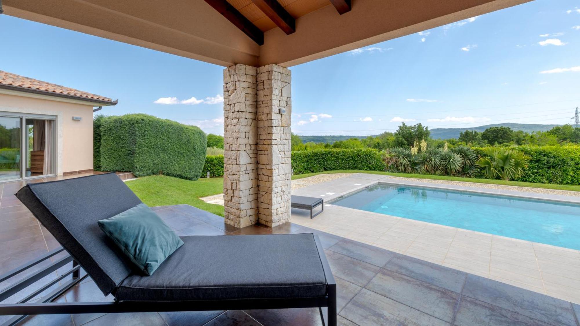 Villa Labin In Zartinj - Luxury Privacy Heated Pool With Auto Cover Exterior photo
